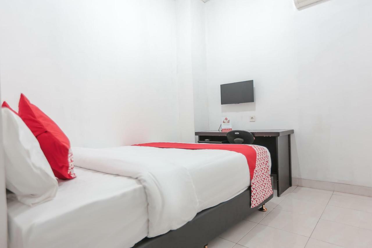 Oyo 118 Dorothea Residence Jakarta Luaran gambar