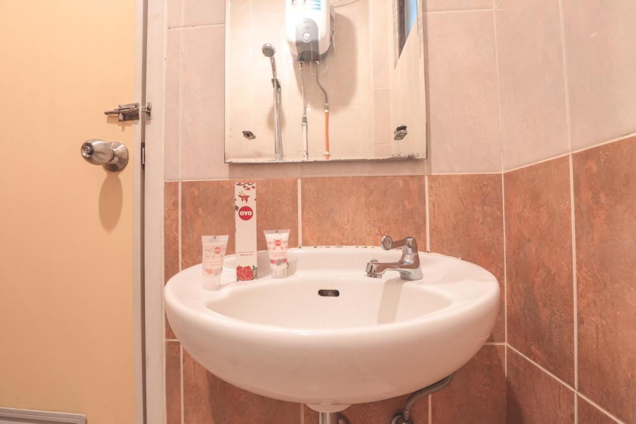Oyo 118 Dorothea Residence Jakarta Luaran gambar